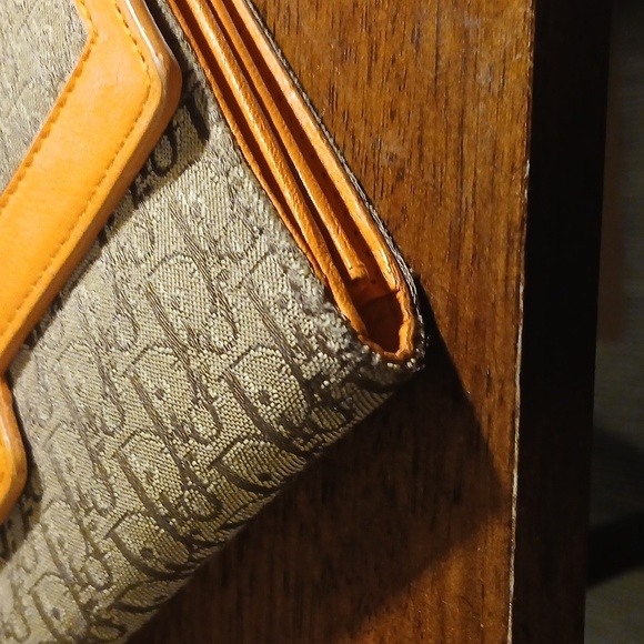 Athentoc Christian Dior Beige and Orange Wallet - Picture 8 of 16